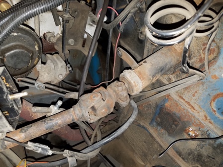 Diosconnecting the steering shaft